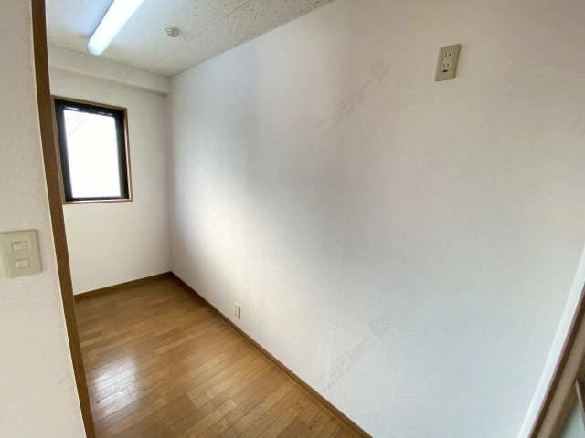 冷蔵庫置き場
