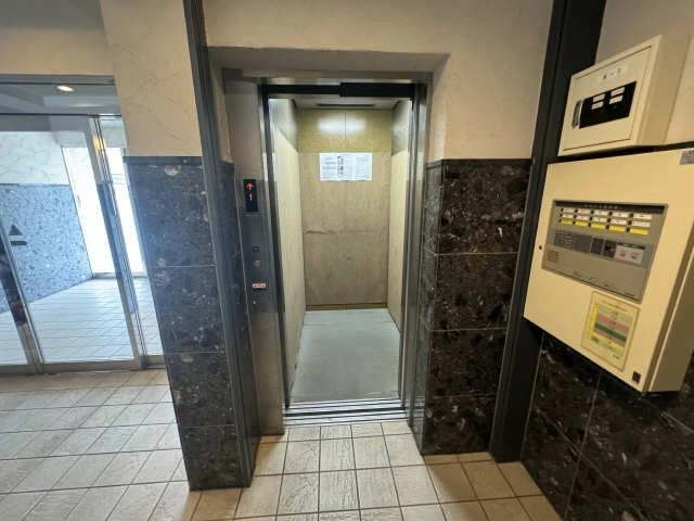 エレベーター
