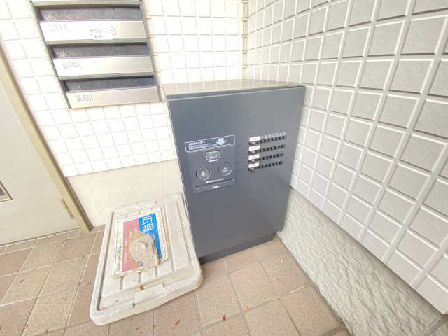 宅配ボックス
