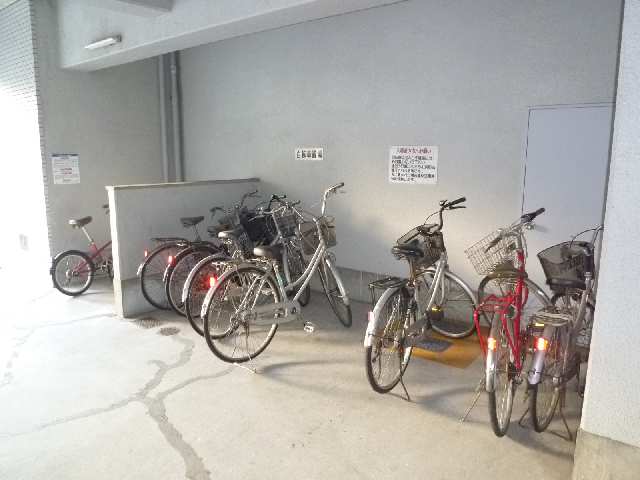アーバンＭ 3階 自転車置場