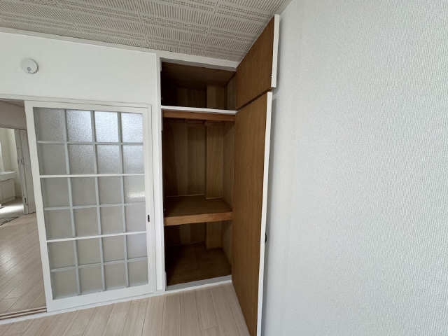 洋室収納