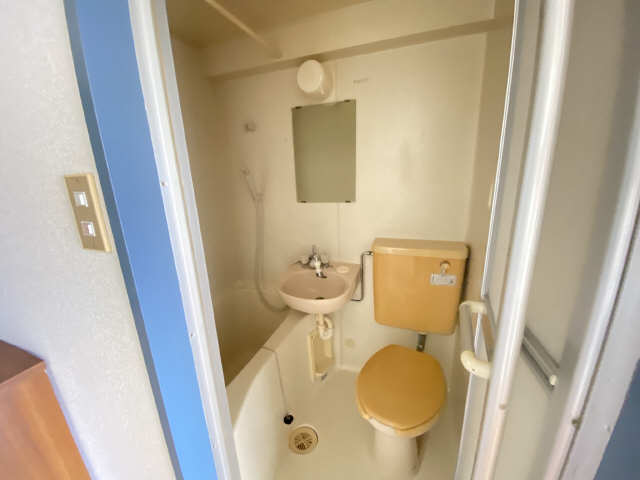 WC