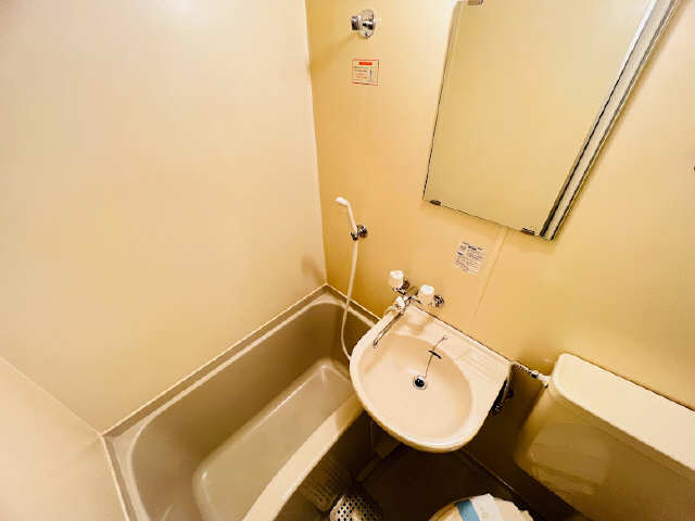 カーサ神宮西 2階 浴室