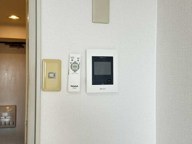 モニター付きインターホン