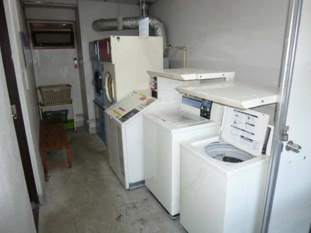 コインランドリー