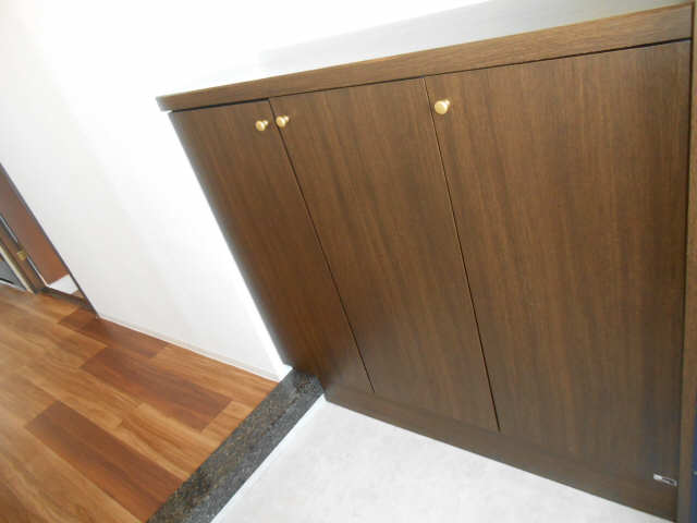 シューズボックス