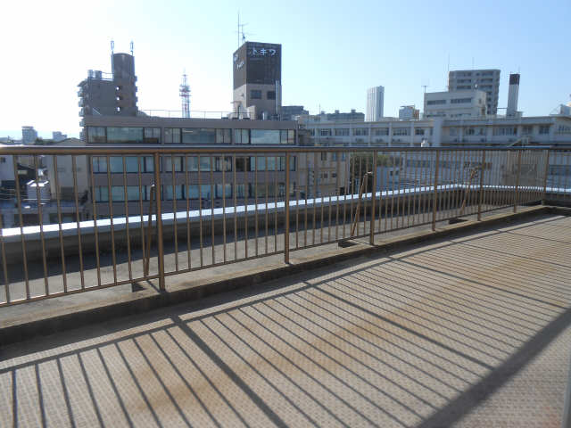 ルーフバルコニー