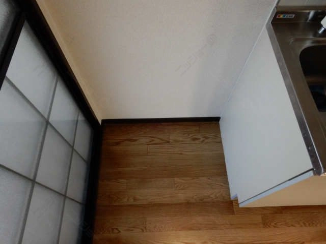 冷蔵庫置き場