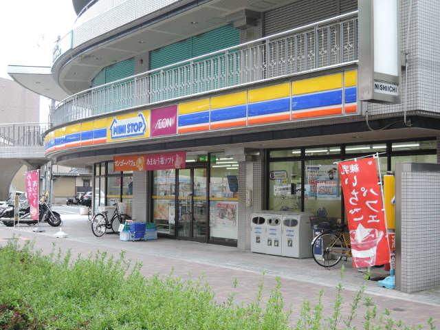 コンビニ