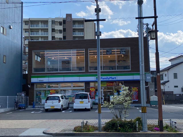 コンビニ