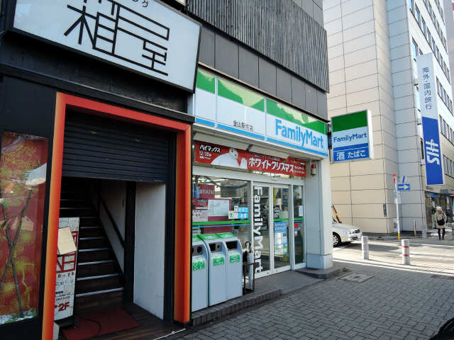 コンビニ
