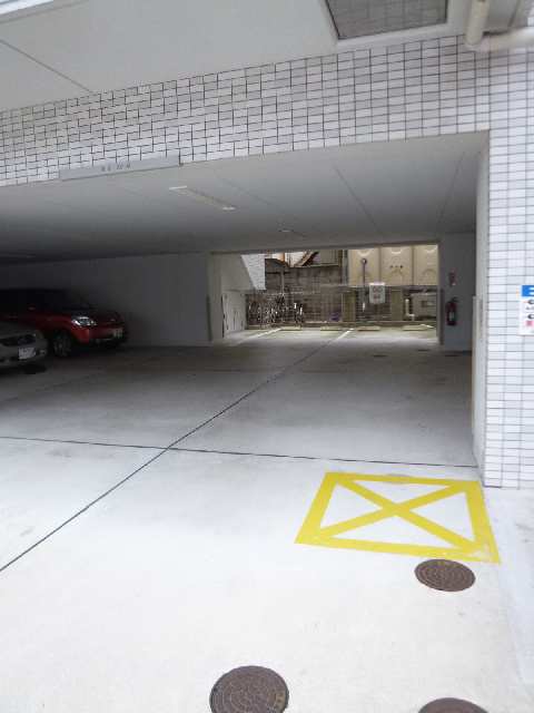 リプル千代田 2階 駐車場