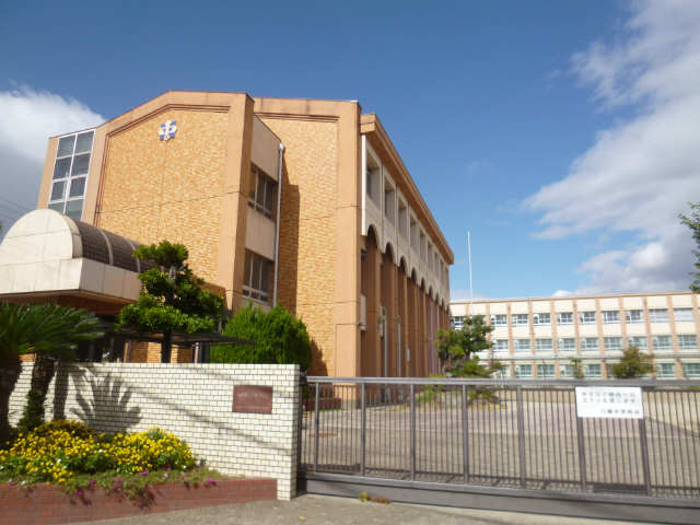 八幡中学校