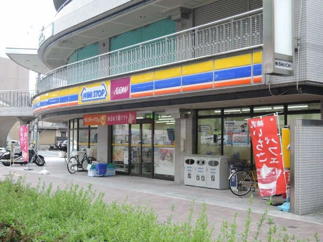 コンビニ