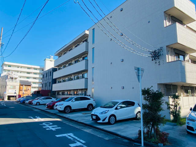 Ｍａｉｓｏｎ西高蔵Ｅａｓｔ 3階 駐車場