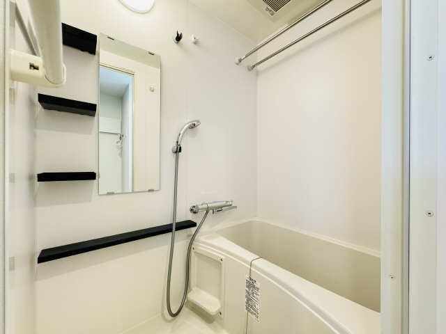ｴｽﾃﾑｺｰﾄ名古屋ｻｳｽﾌﾟﾚﾐｵ 4階 浴室
