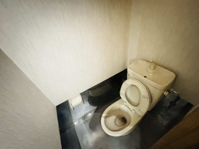 WC