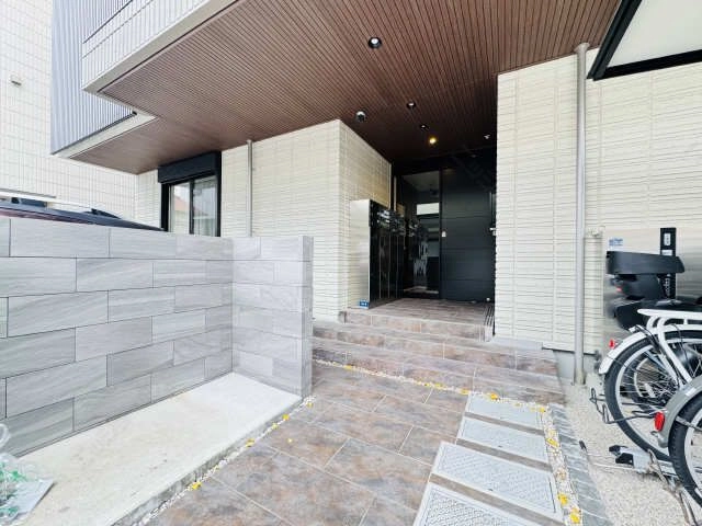 エントラン  ス