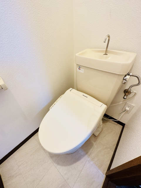 シティハイムシバタ 2階 WC