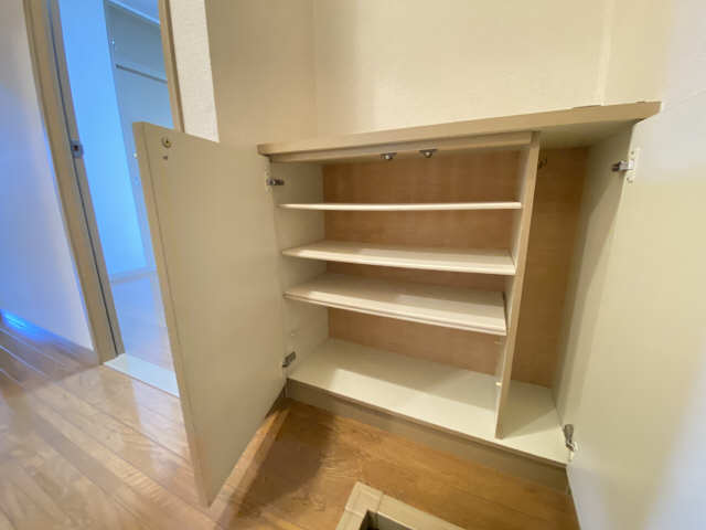 シューズBOX