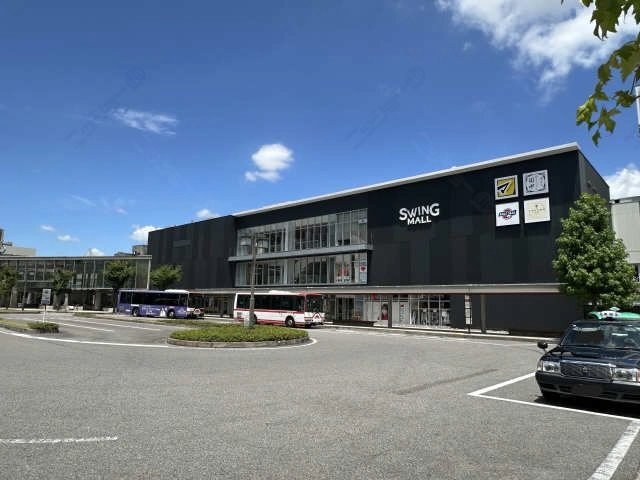スウィングモール