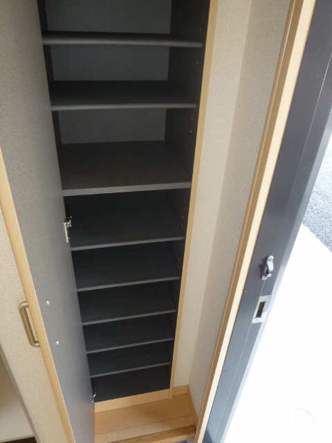 シューズボックス