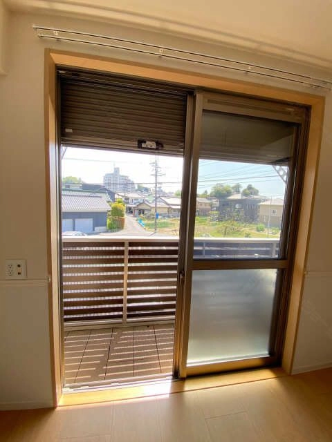 シャッター付き雨戸