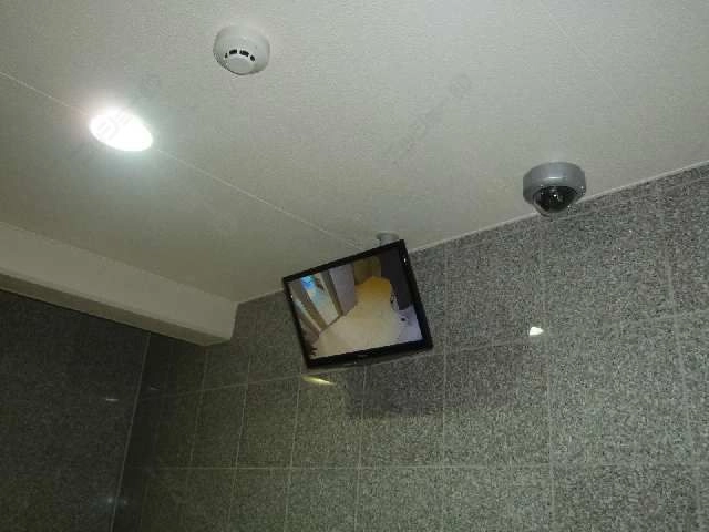 エントランスホール内