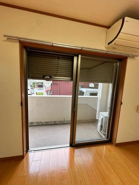 シャッター付き雨戸