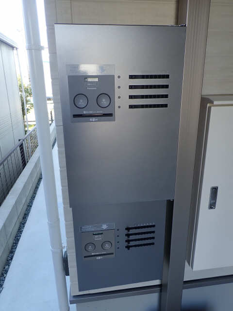 宅配ボックス