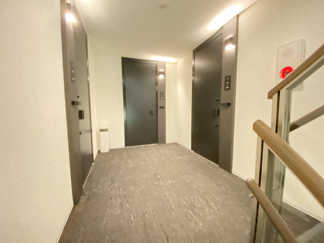 玄関前