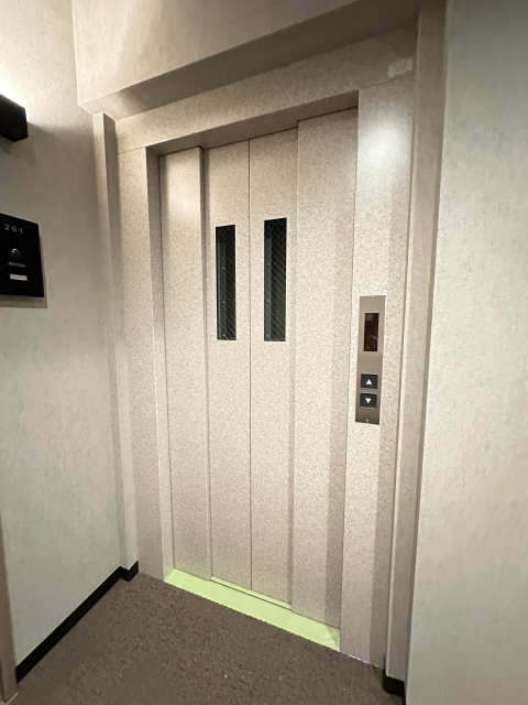 エレベーター