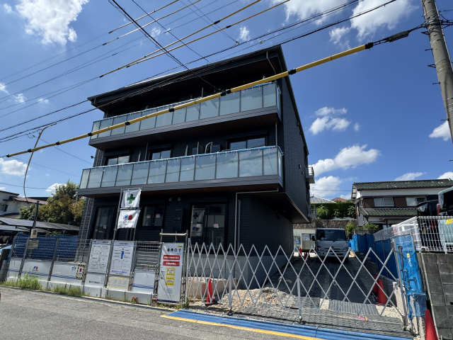 建築中外観