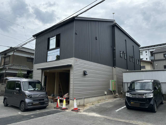 西側外観