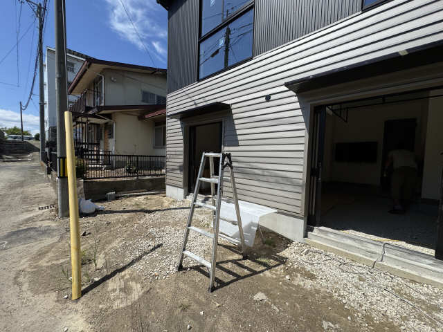 建築中外観