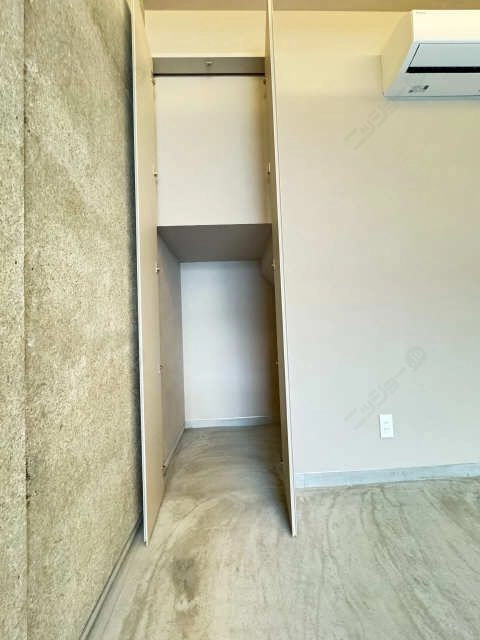 ガレージ内収納