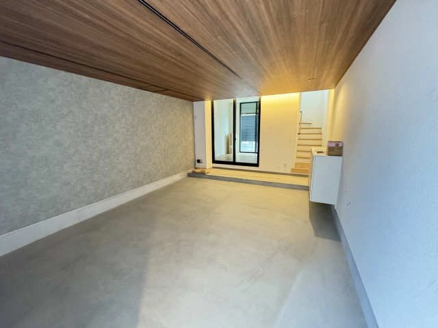 1Fガレージ内イメージ