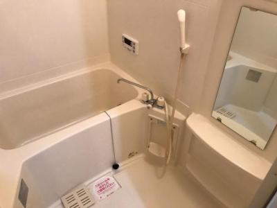 コンフォール恵Ⅱ 1階 浴室