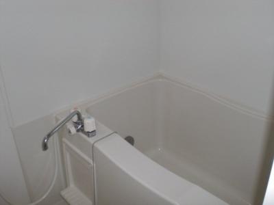 レオネクストリベールハイツ 2階 浴室