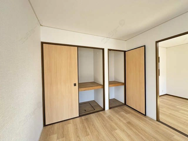 収納（南洋室）