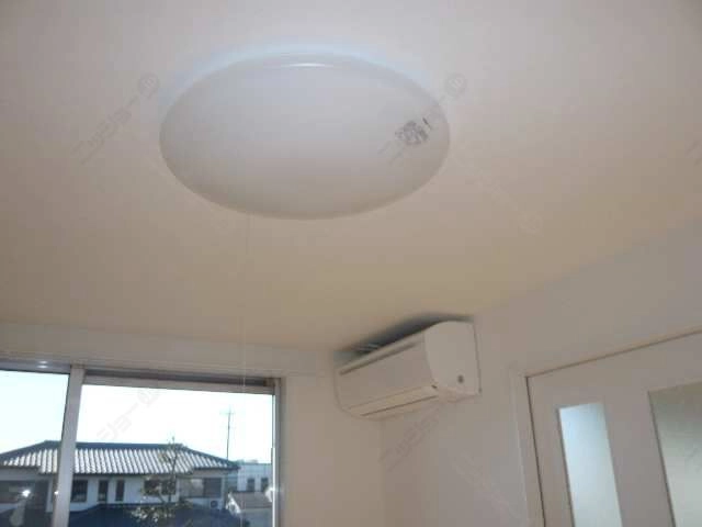 照明器具・エアコン