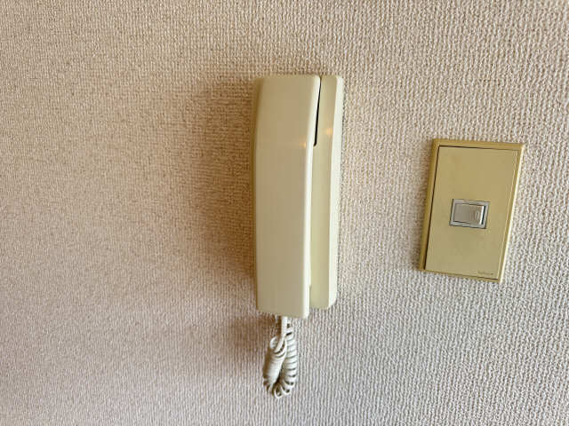 インターホン