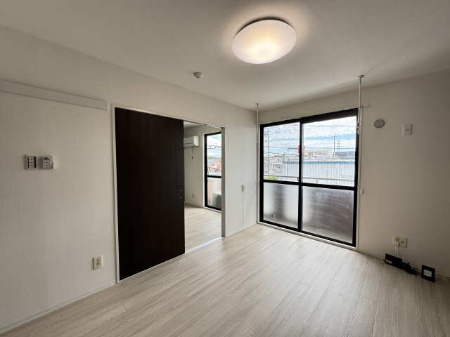 南洋室（西側）