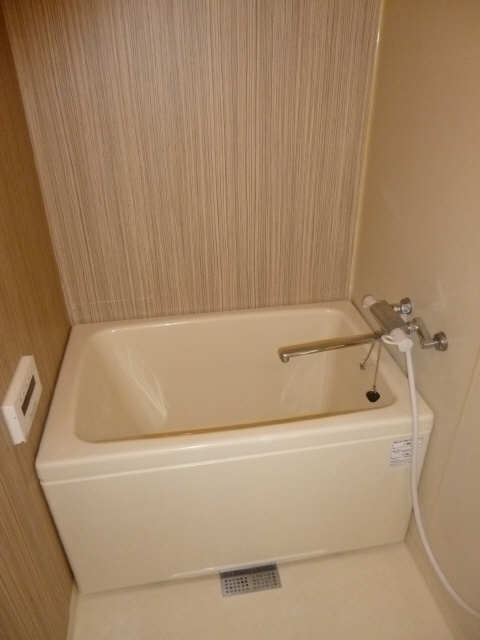 ジュネス武田Ｂ棟 1階 浴室