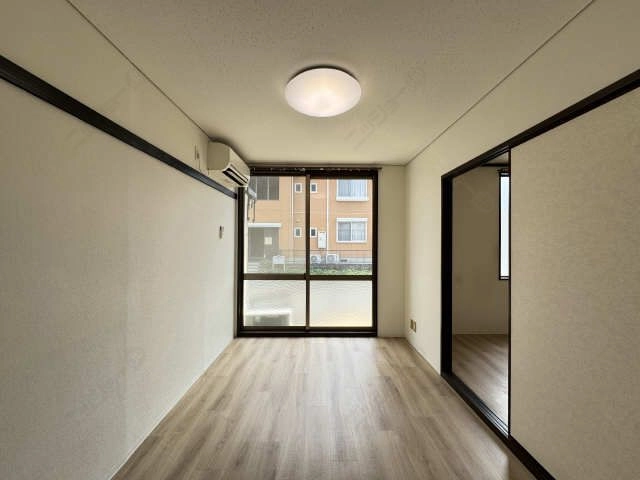 南洋室（東側）