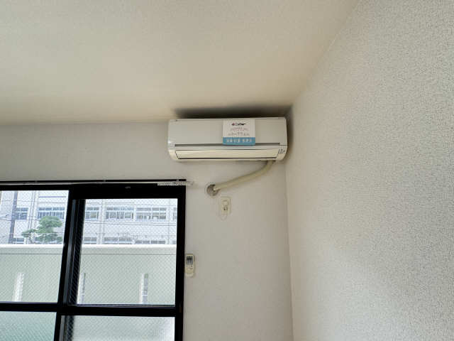 エアコン（リビング）