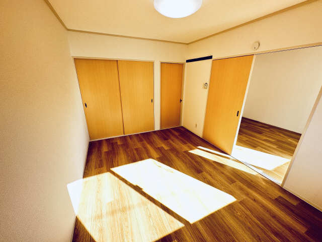 グリーンハイツ永井 2階 洋室