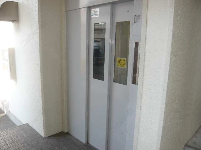 1階エレベーター