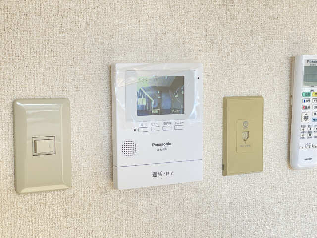 モニター付きインターホン