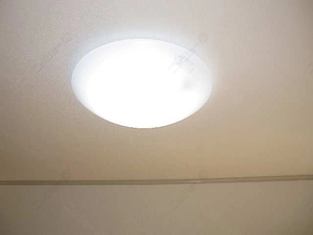 照明